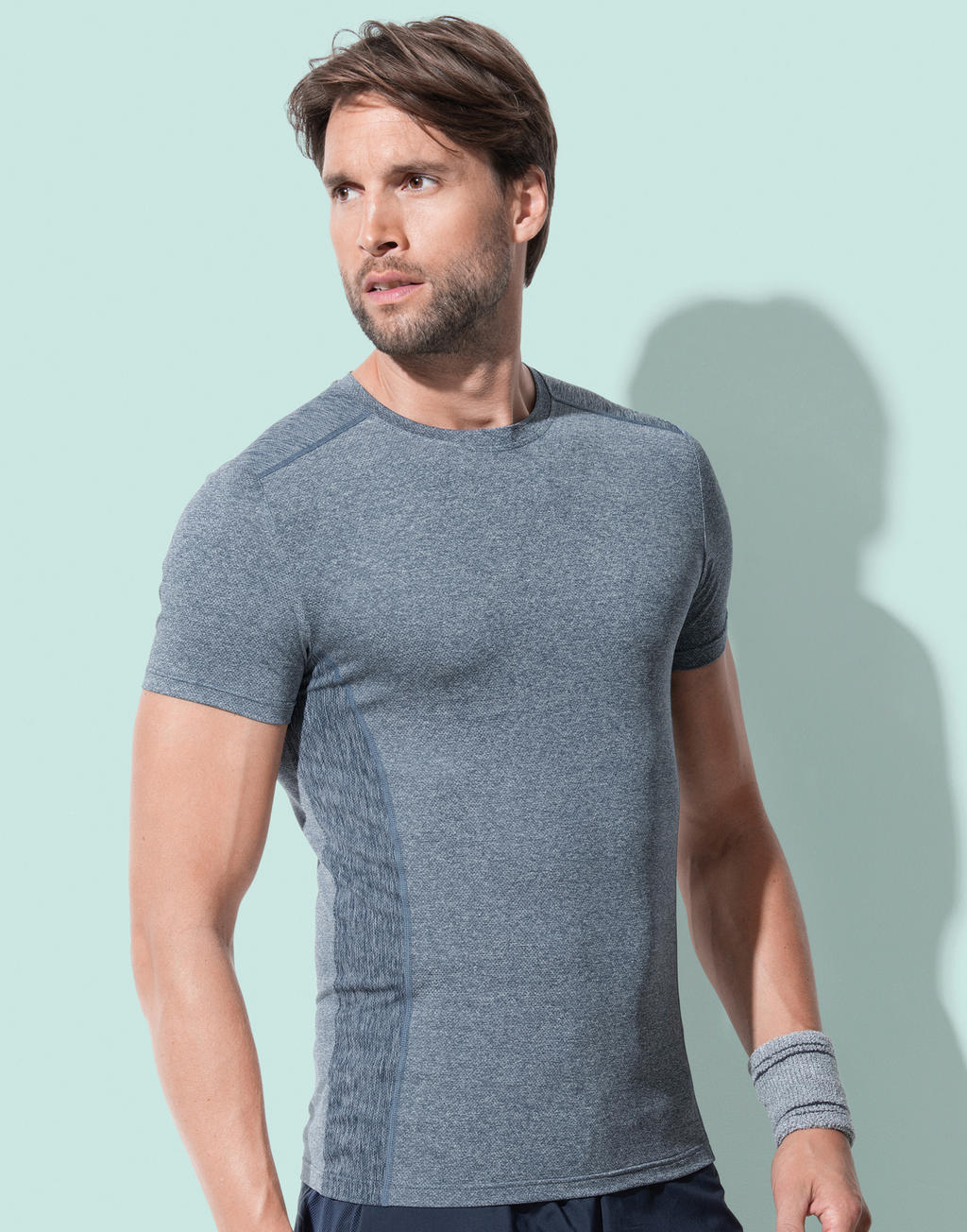 sportshirt aus recyclingmaterial herren